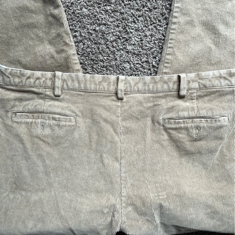 L.L. Bean comfort waist men’s casual corduroy size 44 - Picture 5 of 5